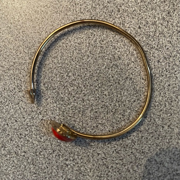 Brass Toned Metal Arrow Bracelet - Picture 5 of 7